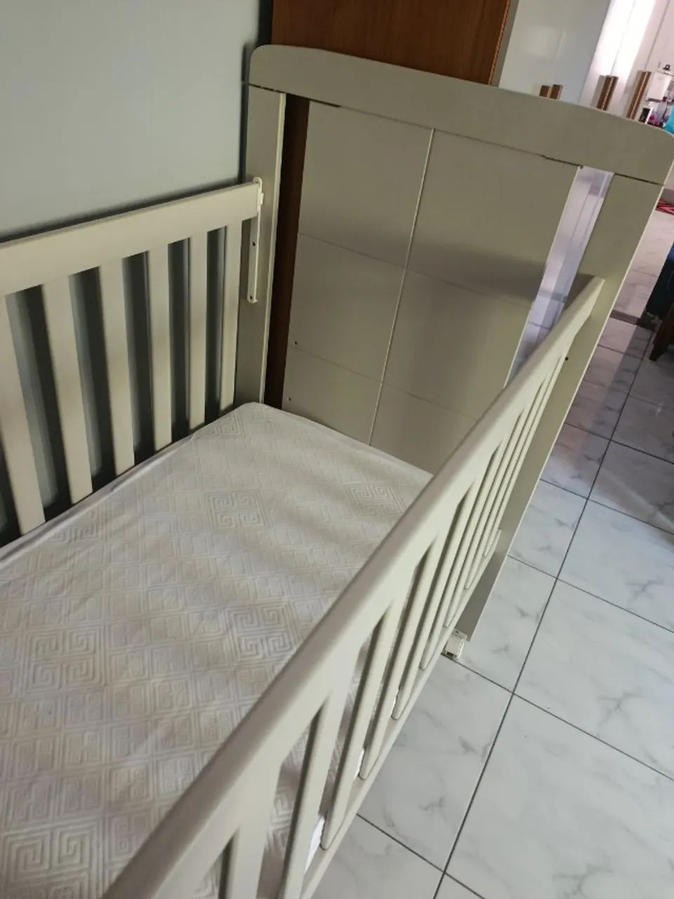 Berço + 2 colchões+ capa - Foto 2