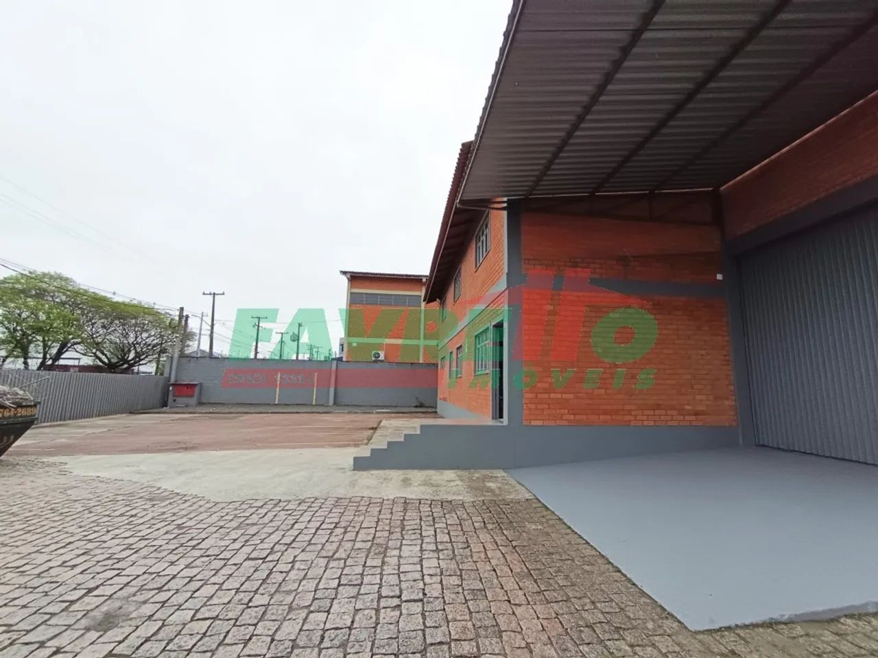 BARRACÃO LOCAÇÃO - CIC - Foto 4