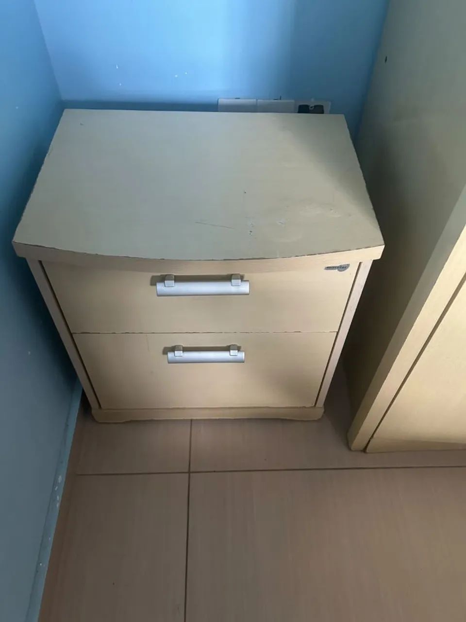 VENDO QUARDA ROUPA E COMODA - Foto 2