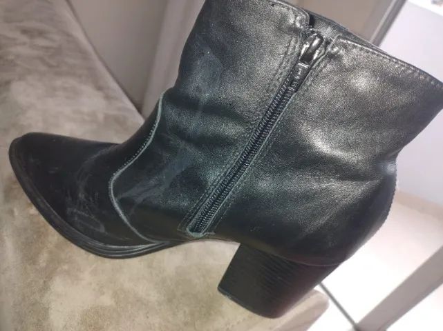 Bota preta novinha - Foto 2