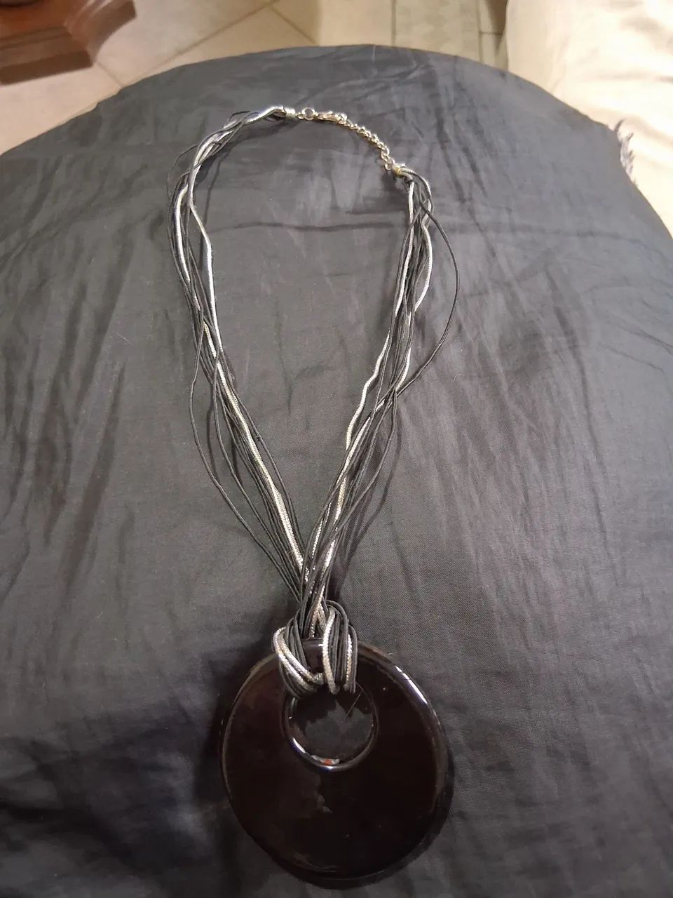Vendo lindo colar antigo com pingente de murano italiano  - Foto 4