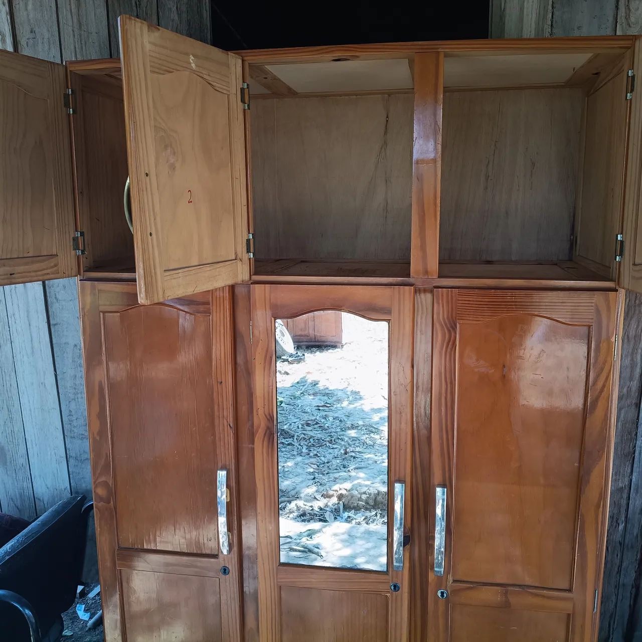 Guarda roupa de pinos super conservado  - Foto 4