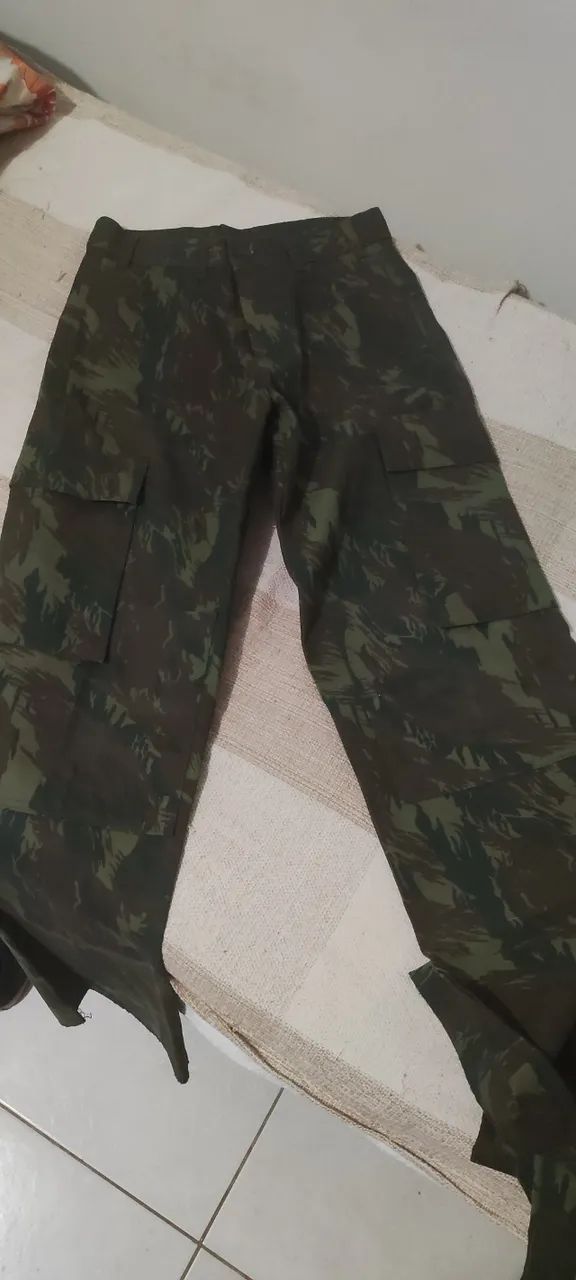 Calça militar tamanho 40 - Foto 2