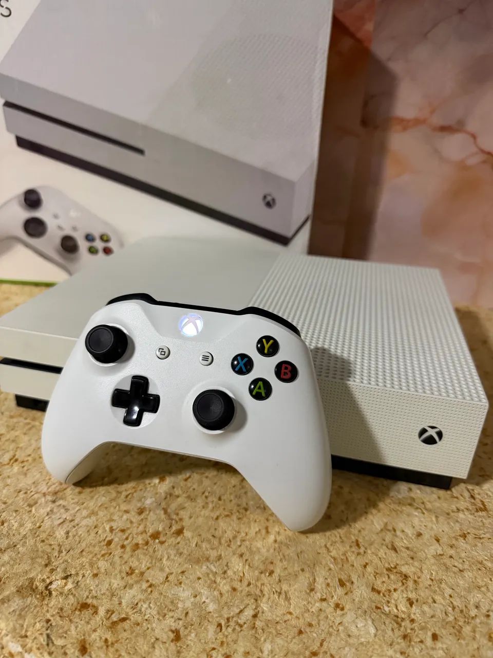 Xbox One S com caixa e todos os acessórios ! Aceito cartão - Foto 4