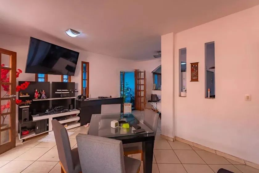 Casa à Venda - Alípio de Melo, 3 Quartos, 294 m2 - Foto 4