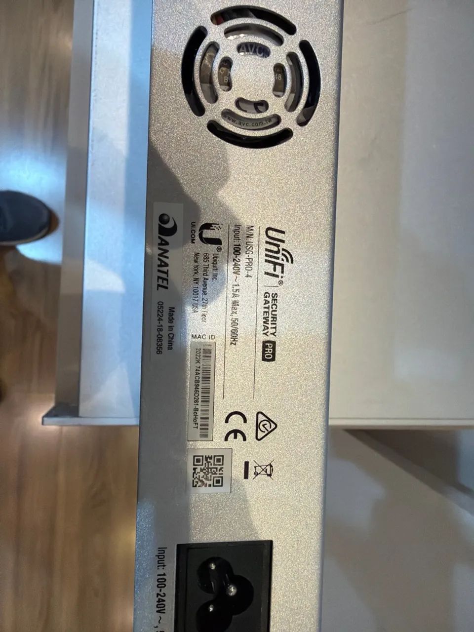 Unifi USG Pro 4 - Foto 2