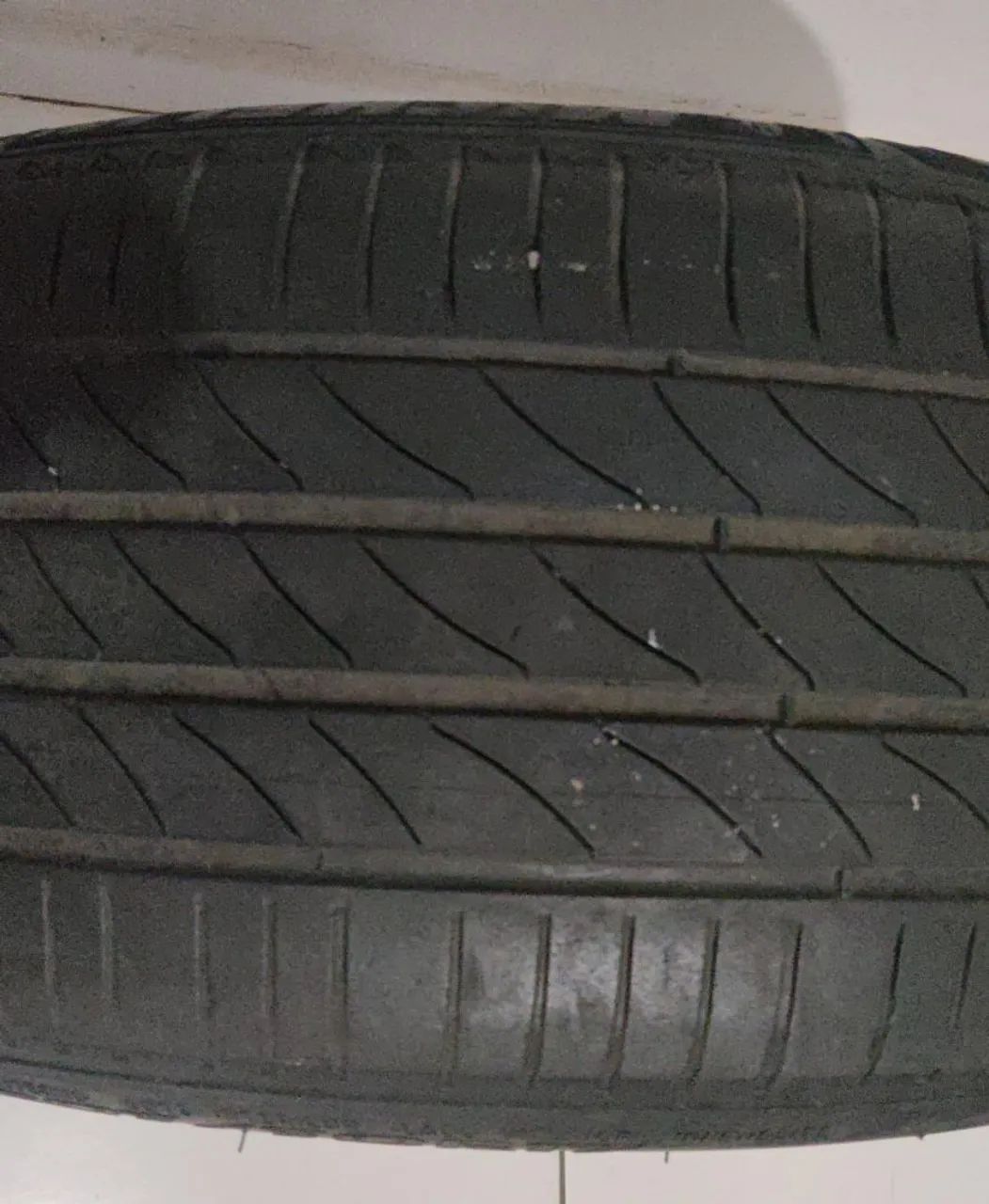 PNEU MICHELIN 