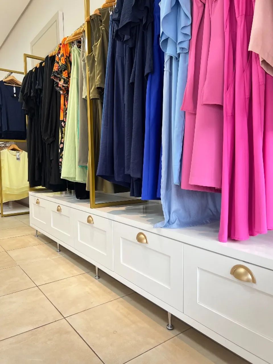 LOJA FEMININA COMPLETA - OPORTUNIDADE DE NEGÓCIO  - Foto 4