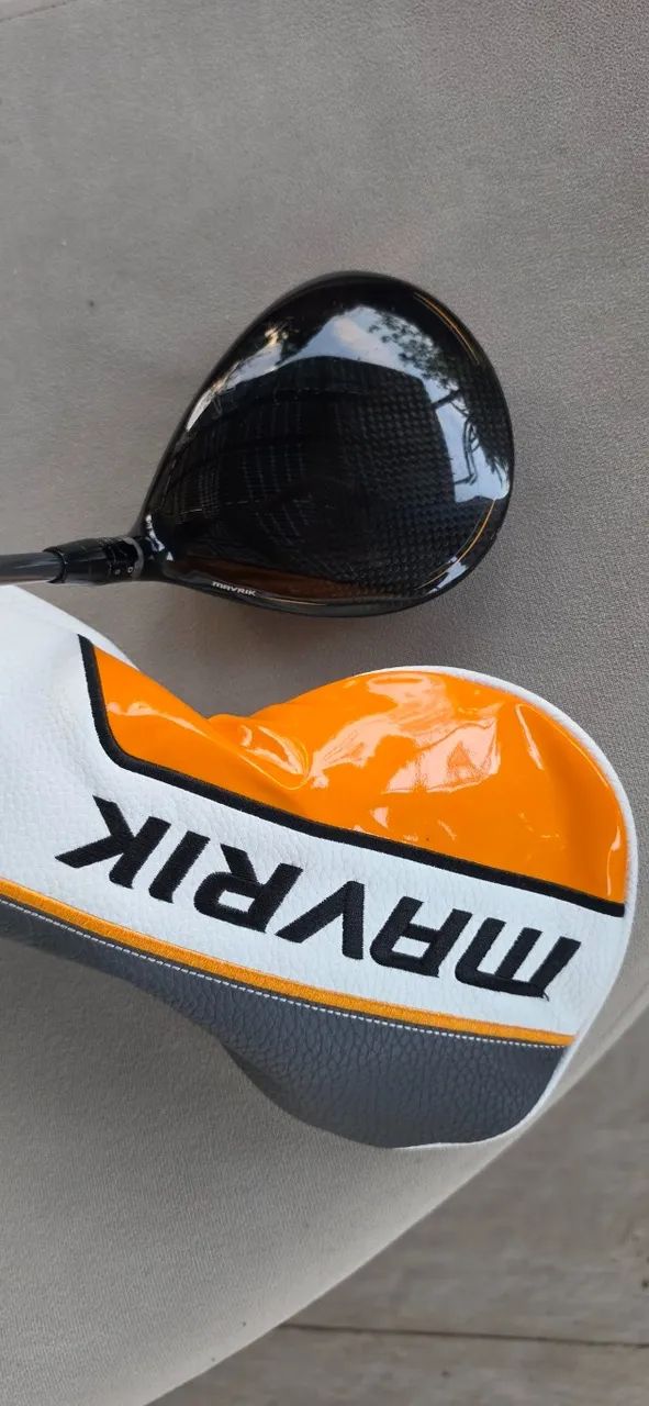 Driver Callaway Mavrik 9° Vara HZRDUS Smoke Reg + Capa Titleist