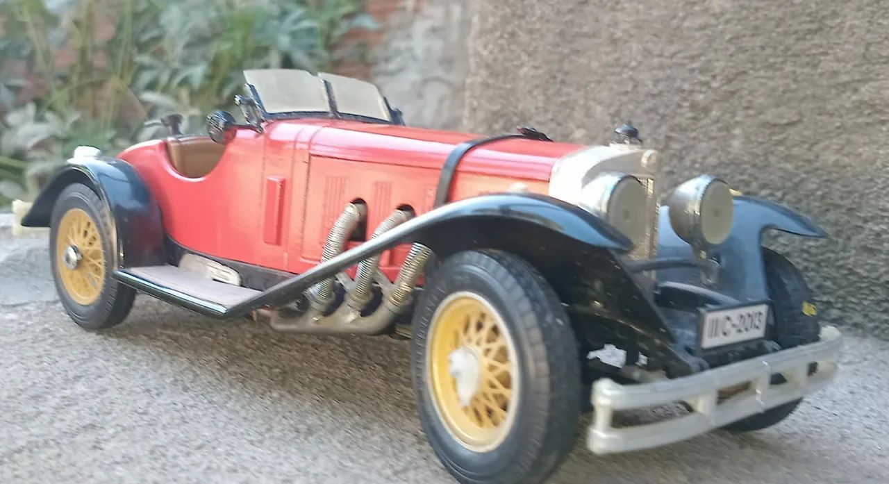 Miniatura Mercedes Benz SSK 1928 - 1/18 - Foto 2