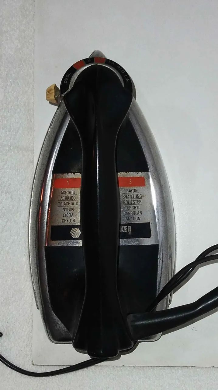Ferro de passar roupa Black&Decker 120v - Foto 5