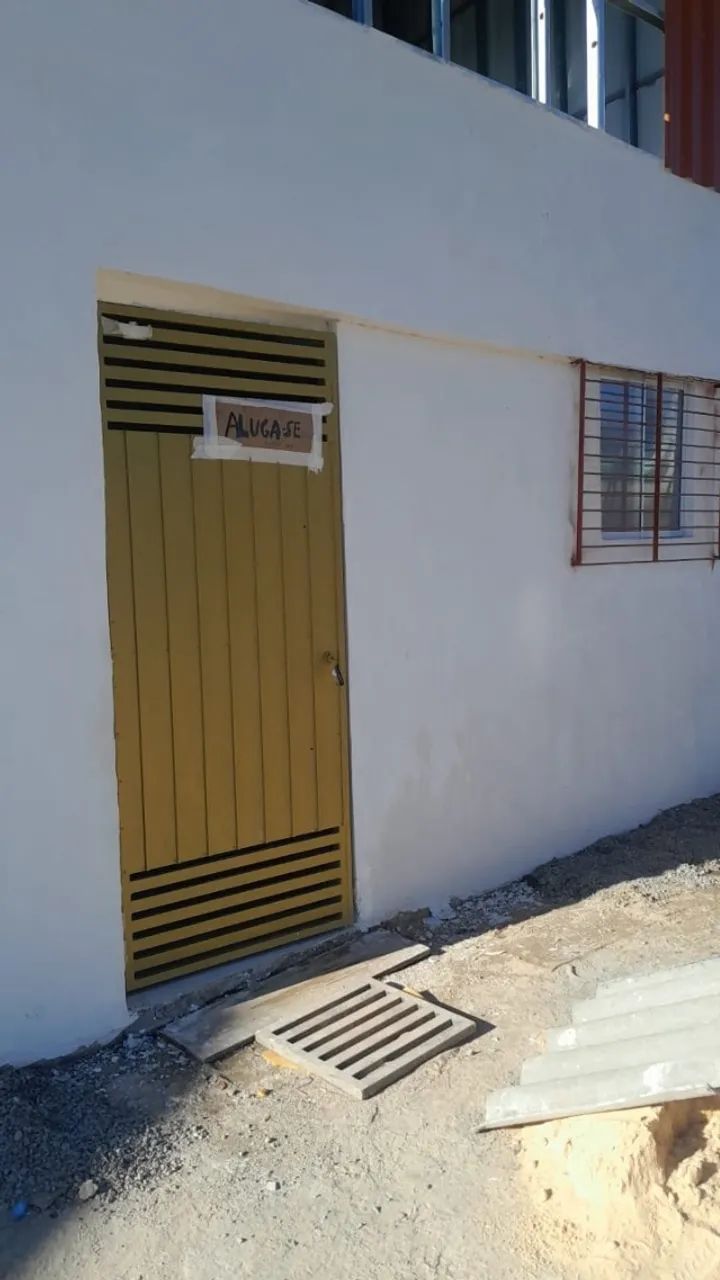 kitnet 3 peças no sítio cercado 
