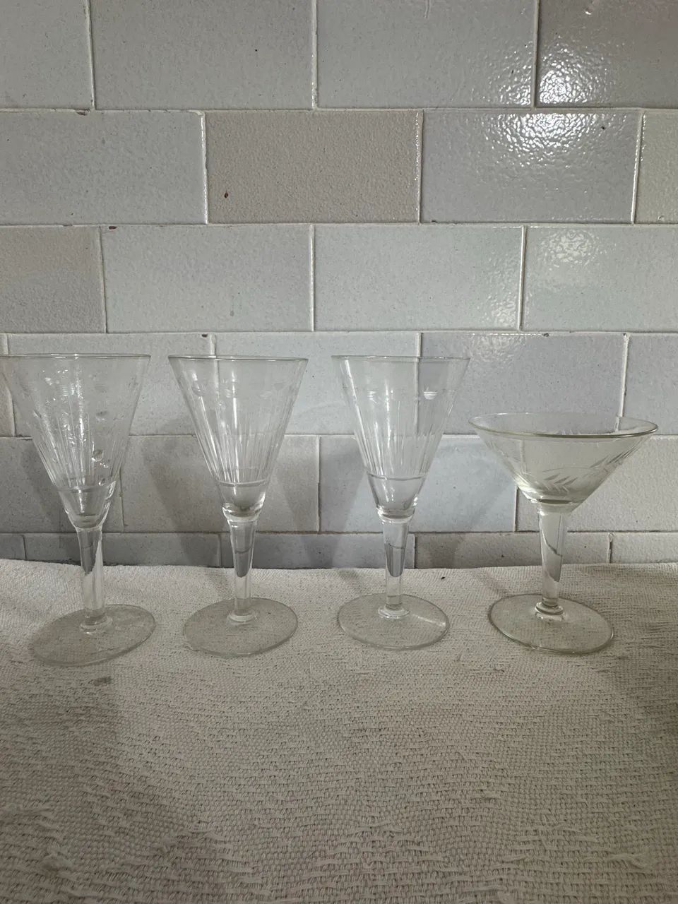 Conjunto 4 taças de cristal + brinde 