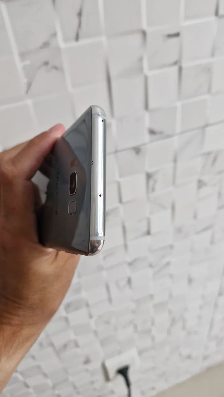 Samsung  Galaxy S8+ - Foto 3
