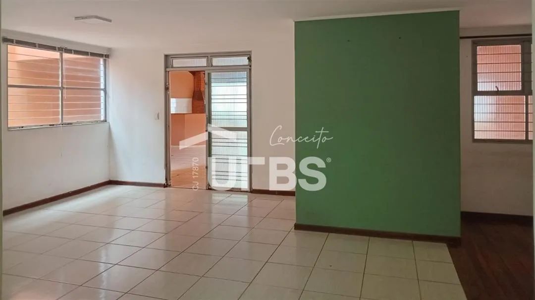 Sobrado Residencial ou Comercial no Setor Nova Suiça, amplo e bem localizado - Foto 5