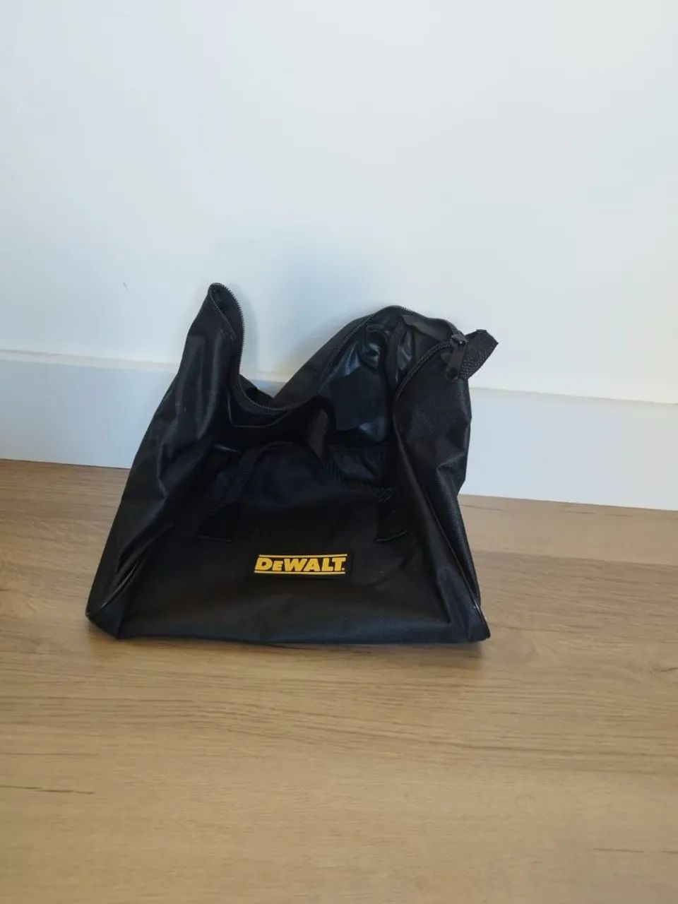 Parafusadeira Dewalt DCD700C2 - Foto 3