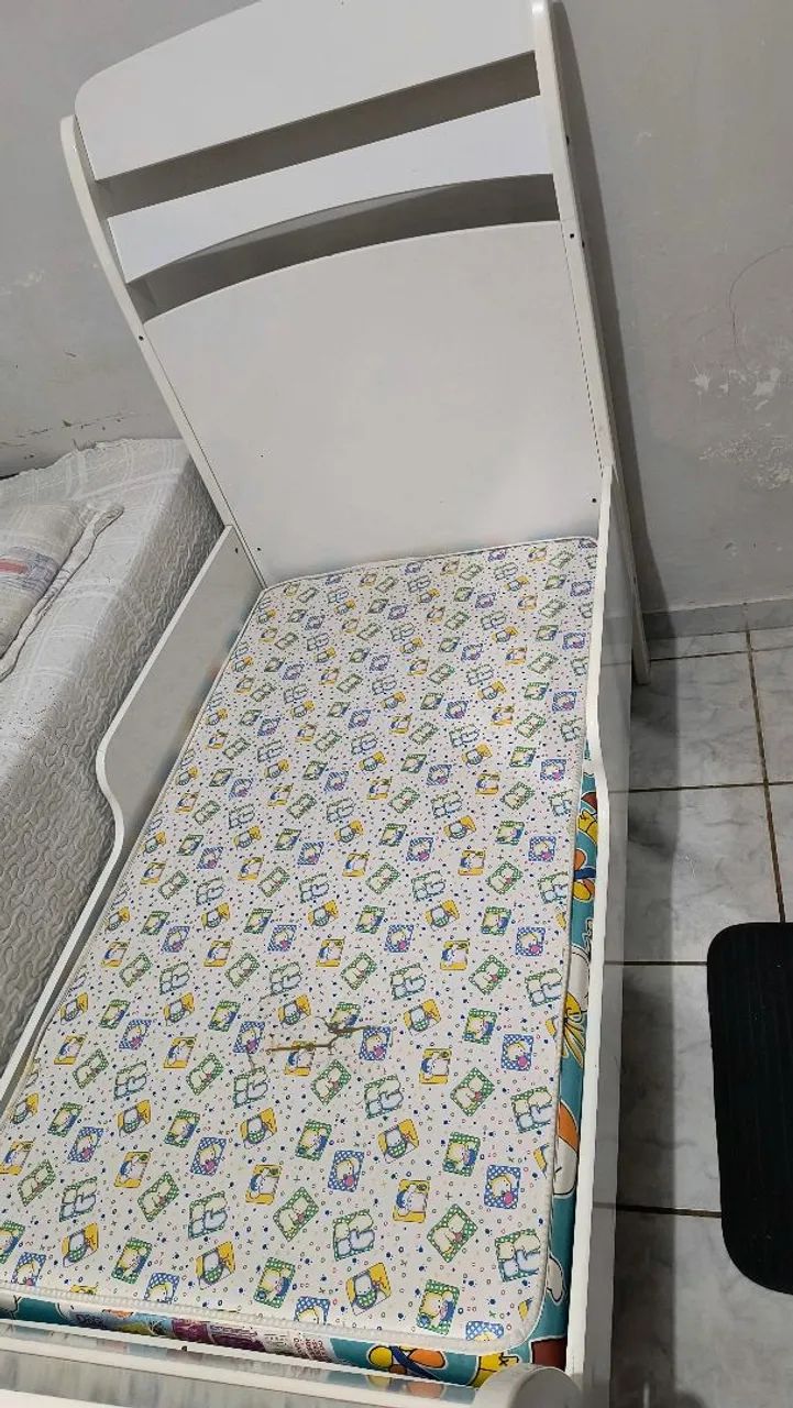Cama com colchão 