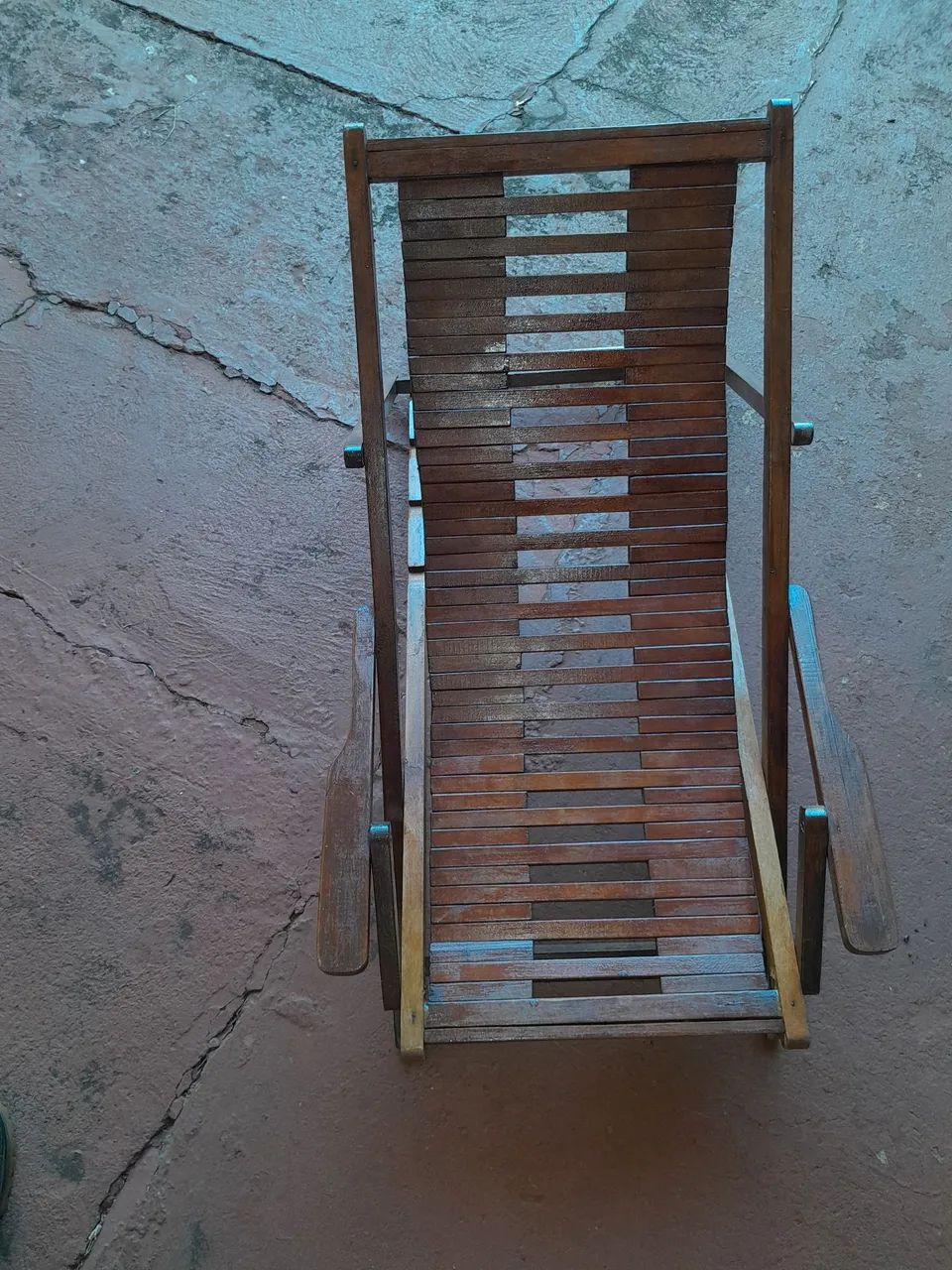 Cadeirinha para criança de madeira  - Foto 2