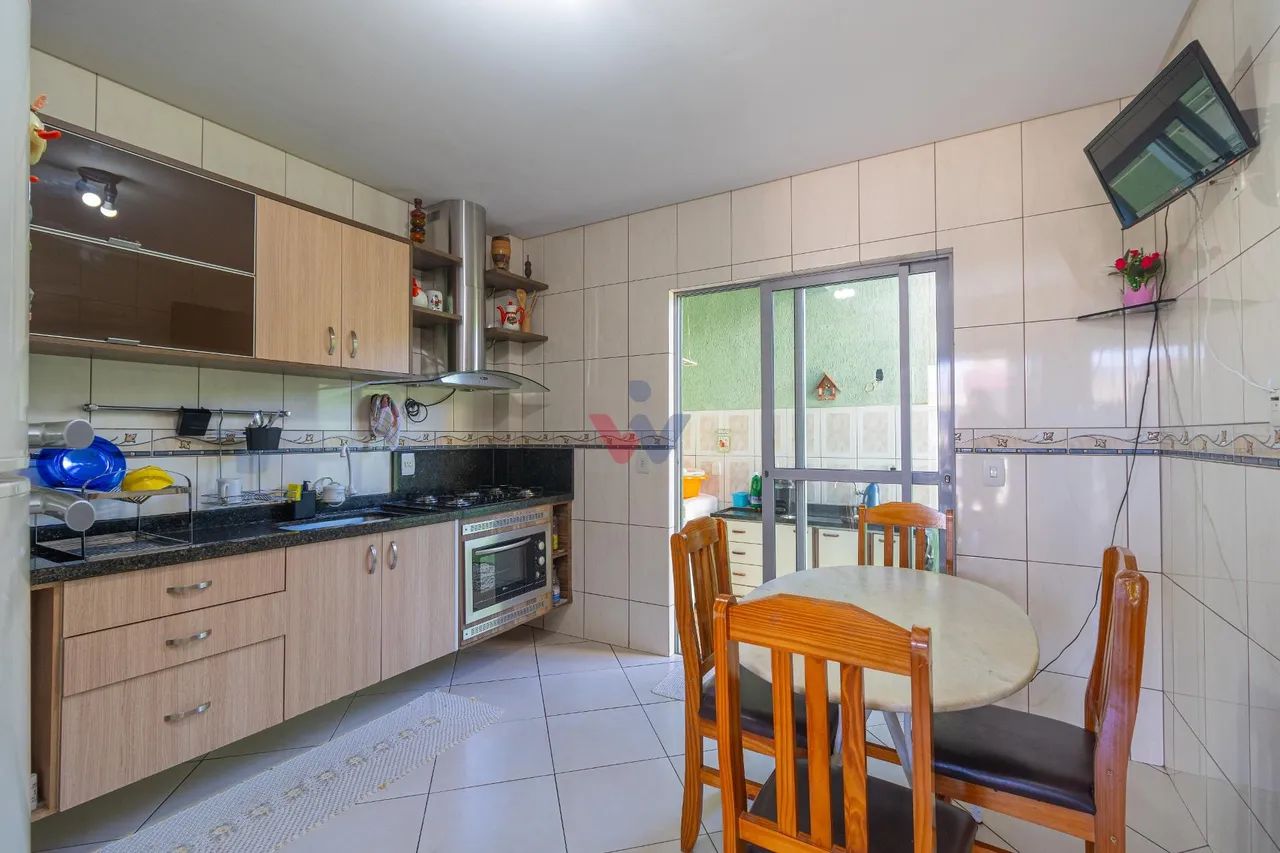 Imóvel Versátil no Sítio Cercado | Sobrado Triplex Edificação Comercial para Renda - Foto 3