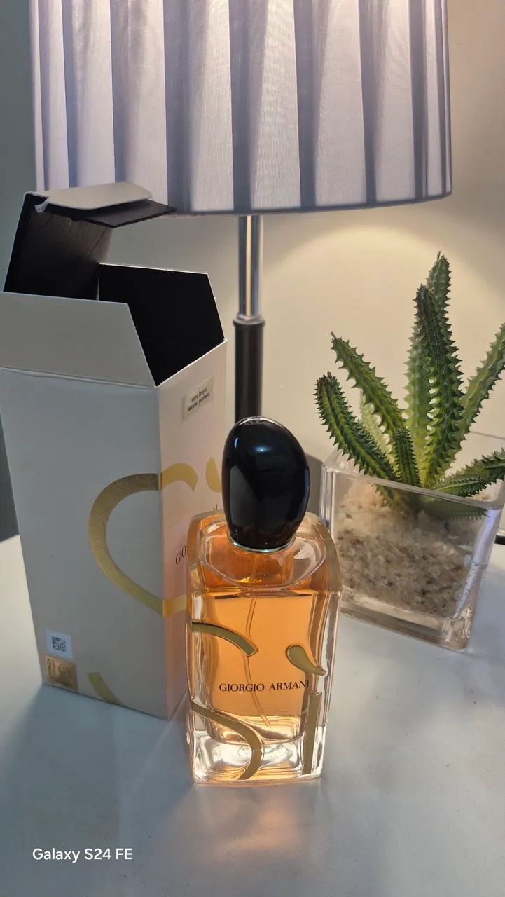 Sì de Giorgio Armani - 100ml - desapego  - Foto 2