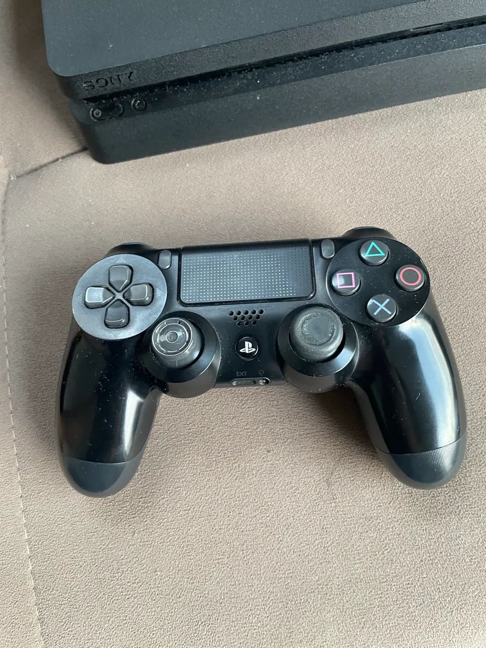 Vendo ps4 slim 1 tera  - Foto 2