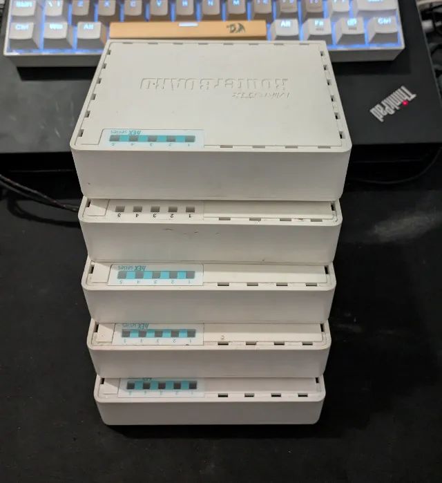RB Mikrotik 750 (Gr2 e Gr3) - Foto 2