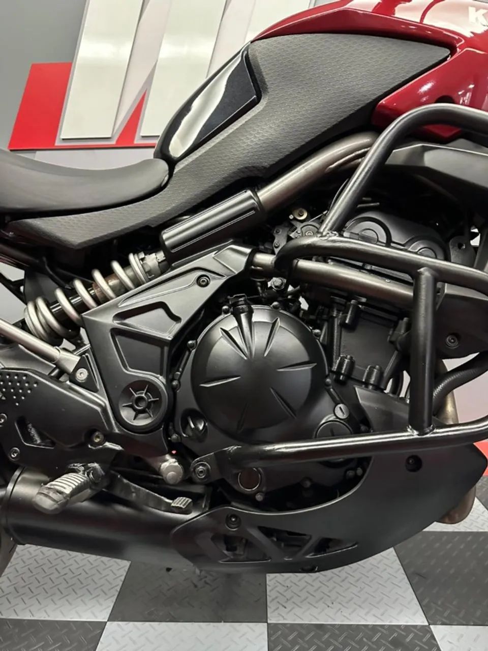 KAWASAKI VERSYS 650 | 2011 - Foto 3