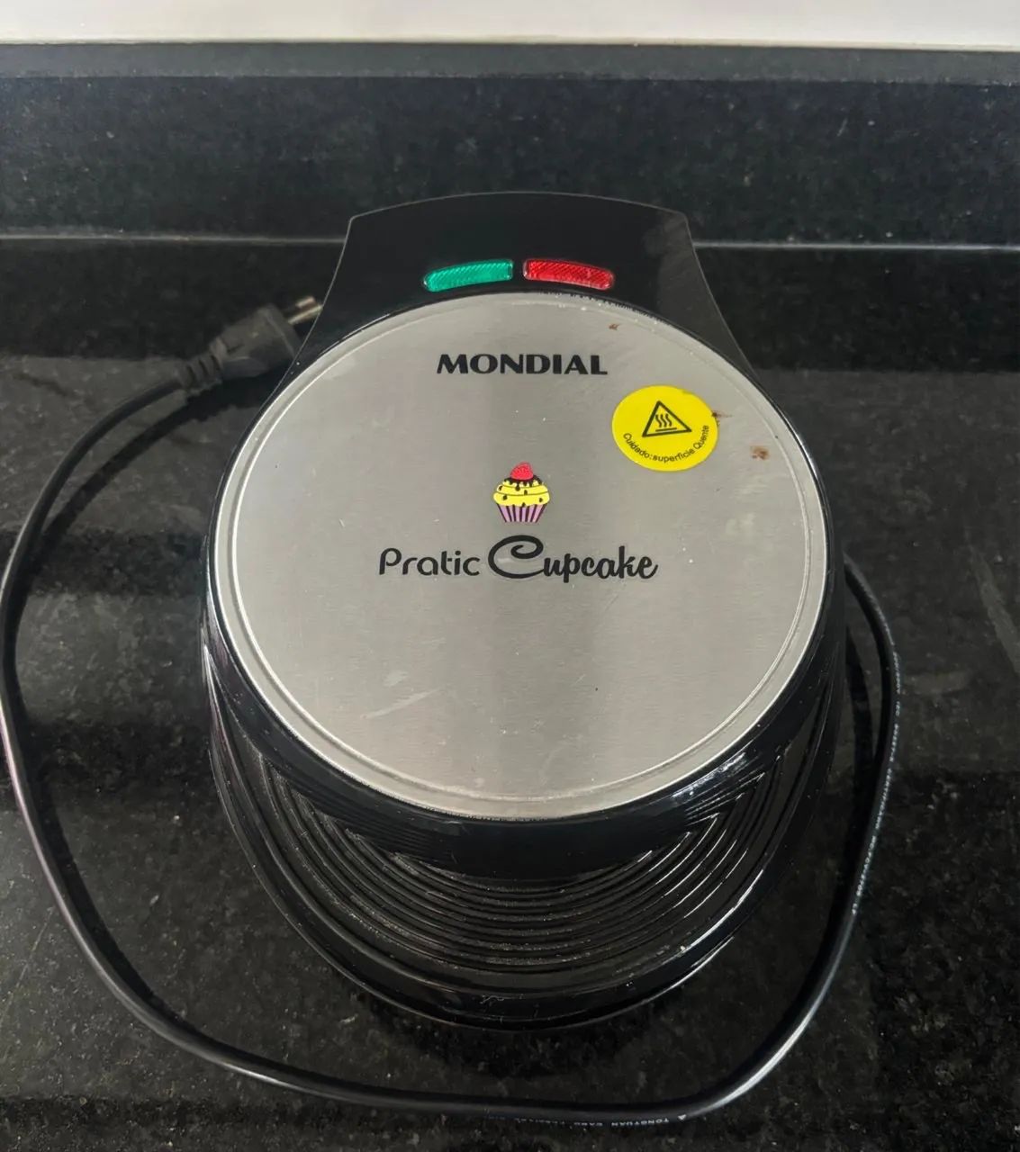 Máquina de cupcake Mondial Pratic Cupcake 