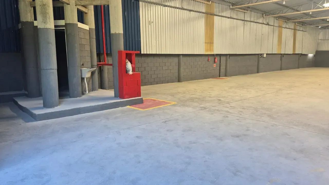 Galpao com Doca - 400 metros - Foto 5