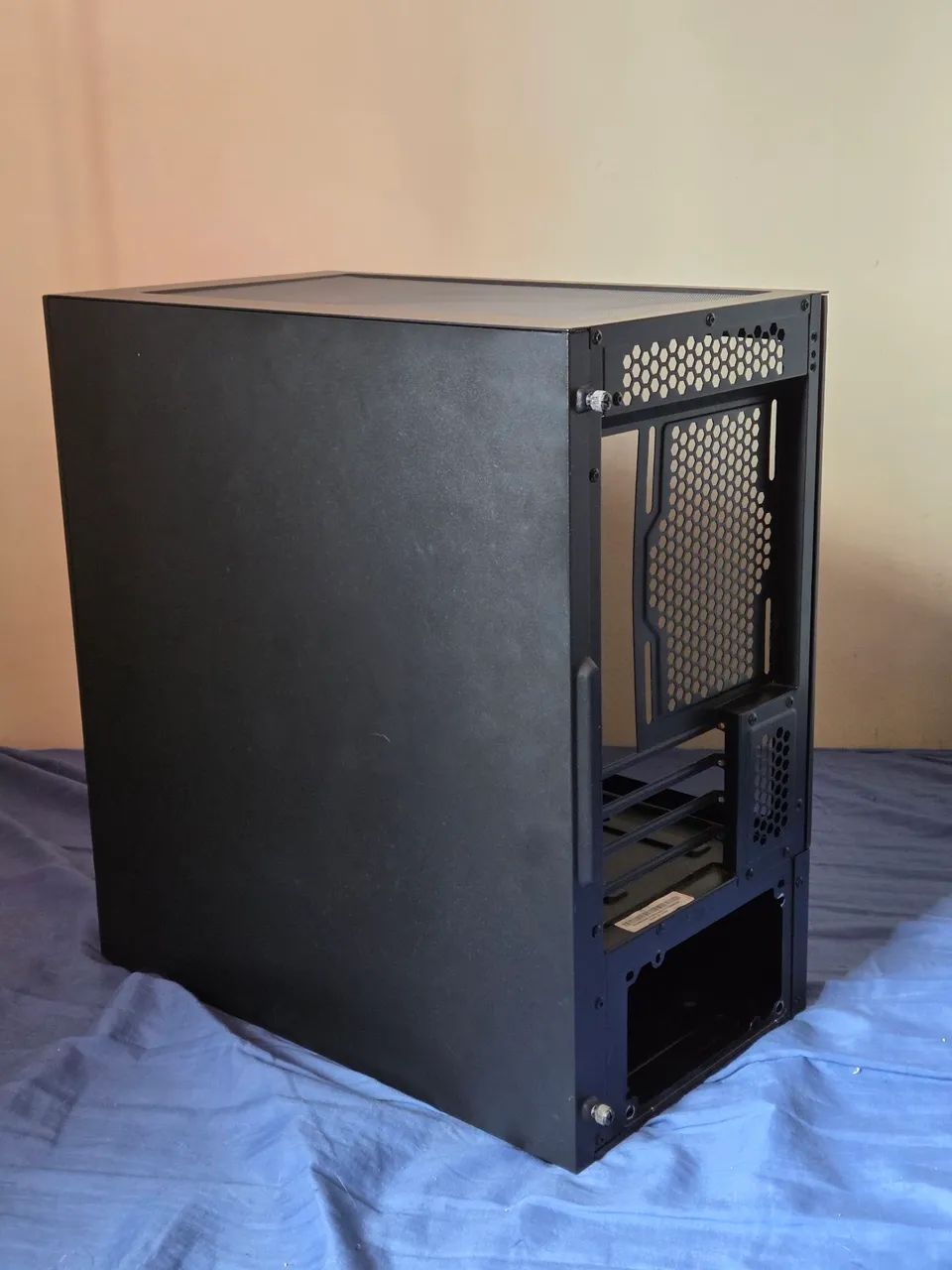Gabinete Cooler Master - MB320L - Foto 2