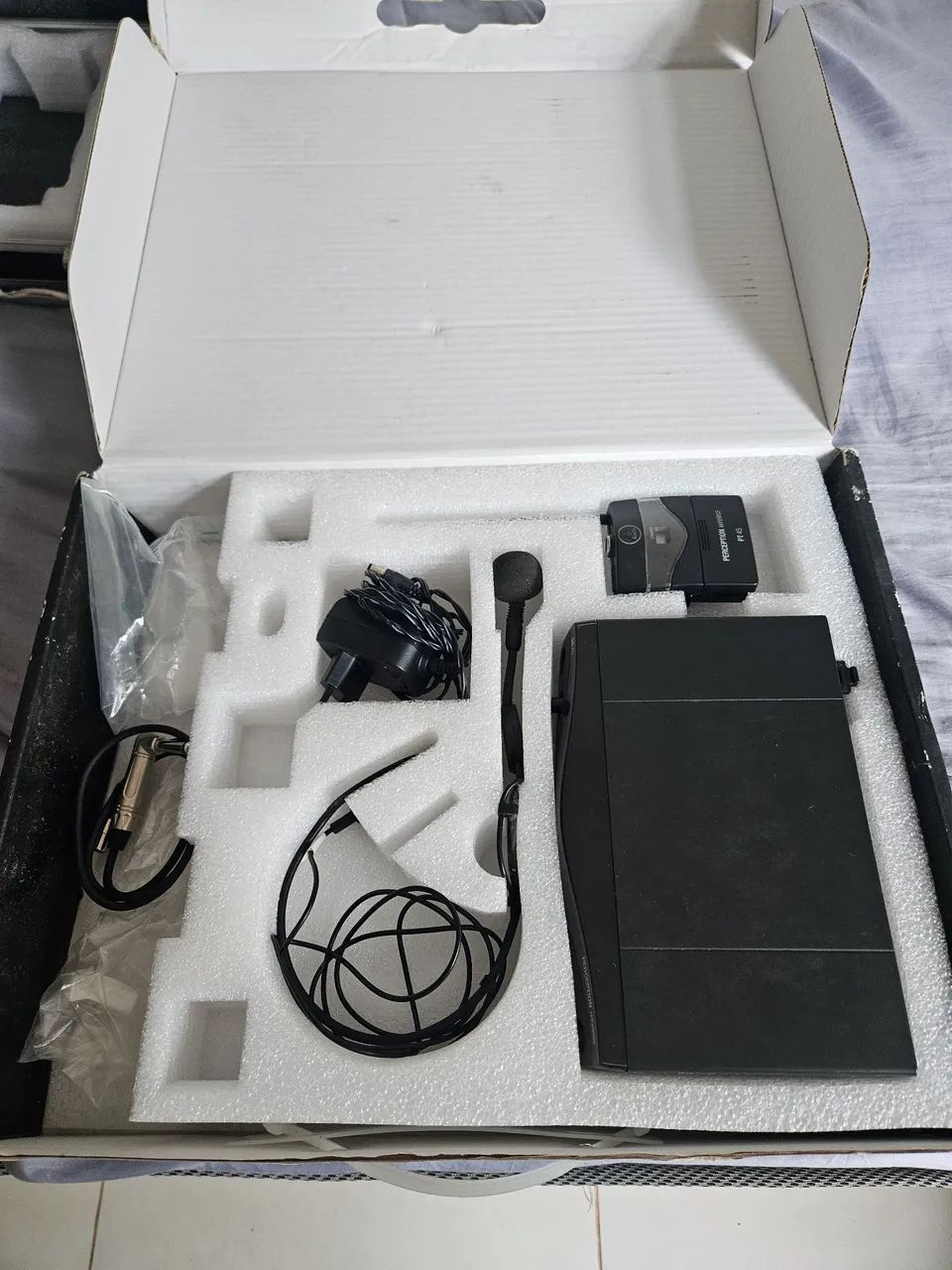 Microfone sem fio Akg Perception 45 Sport Black - Foto 2
