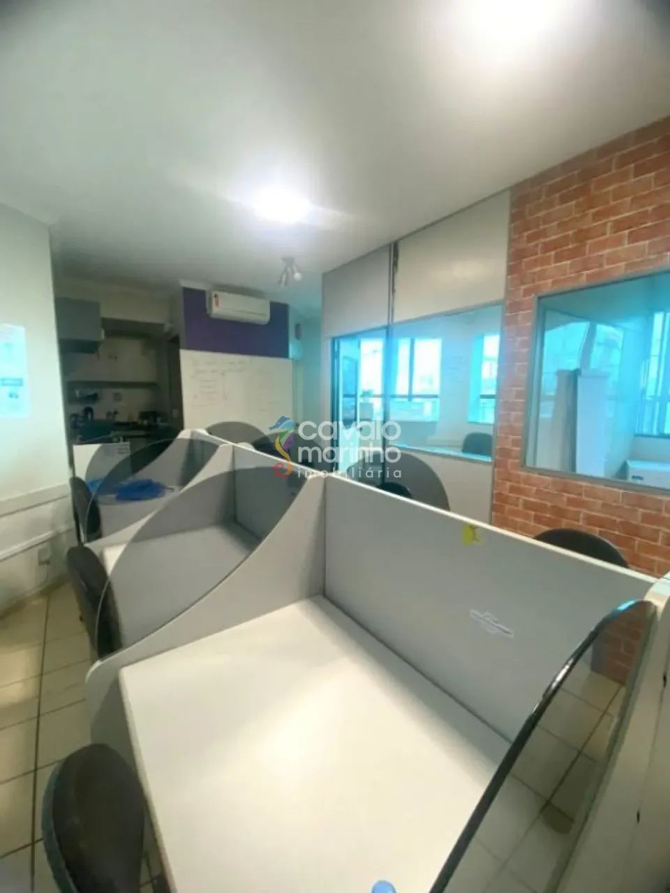 Sala comercial à venda no Edifício Comercial Saint Moritz, 40m² - Centro. - Foto 2