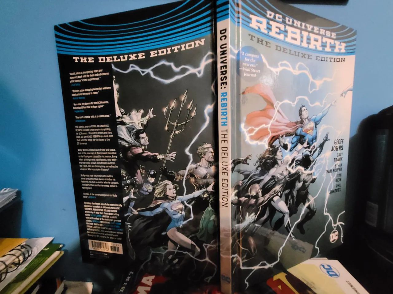 HQ DC Universe Rebith Deluxe Edition - Foto 5