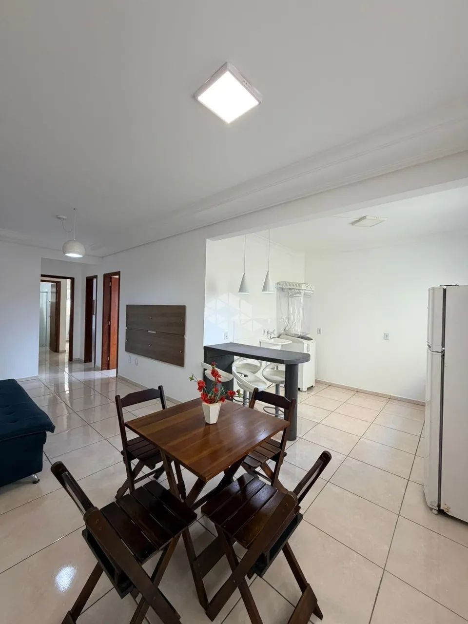 Apartamento 2 dormitórios com 1 suíte nos Ingleses - Foto 2