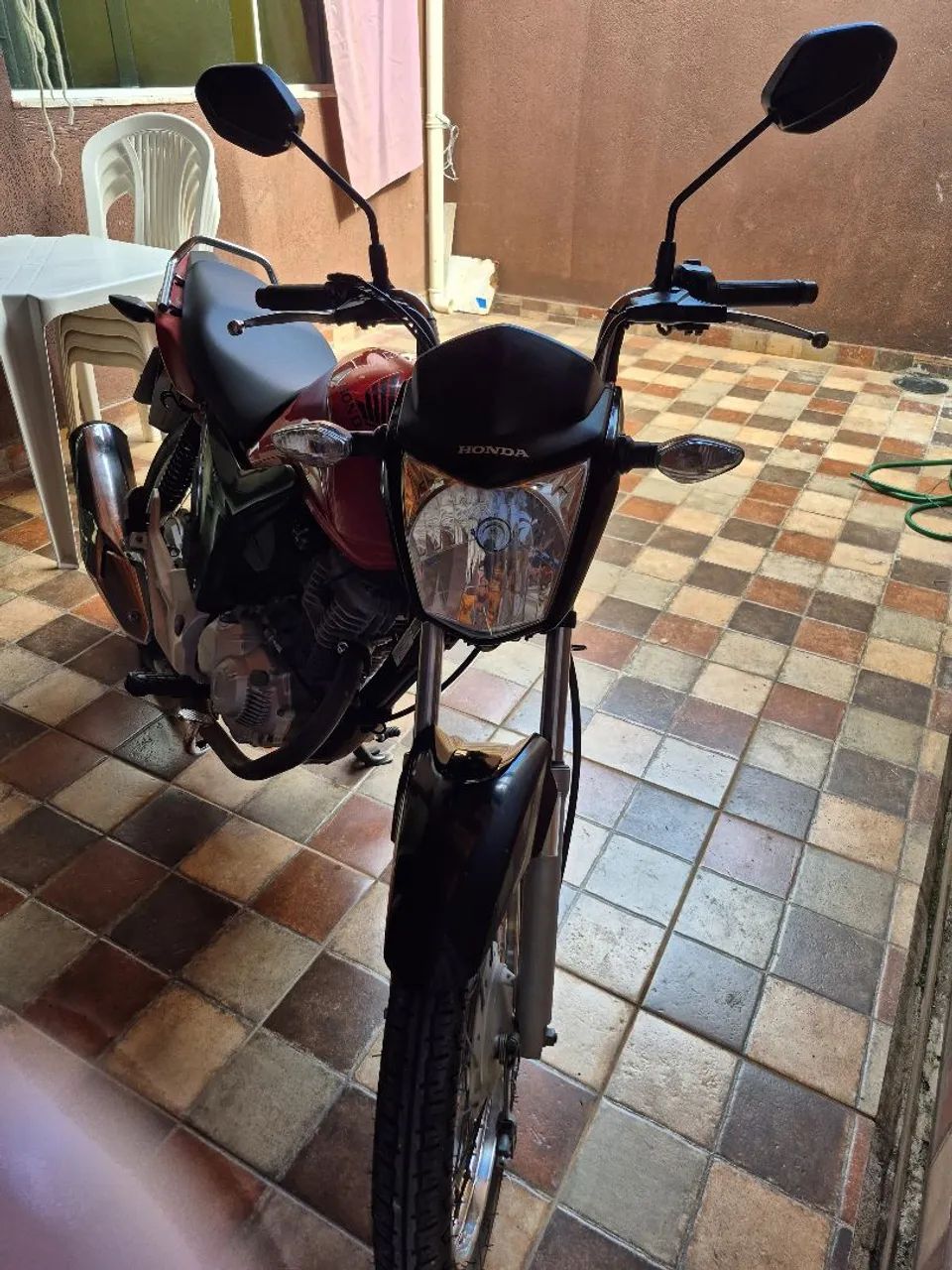 Titan 160 start 