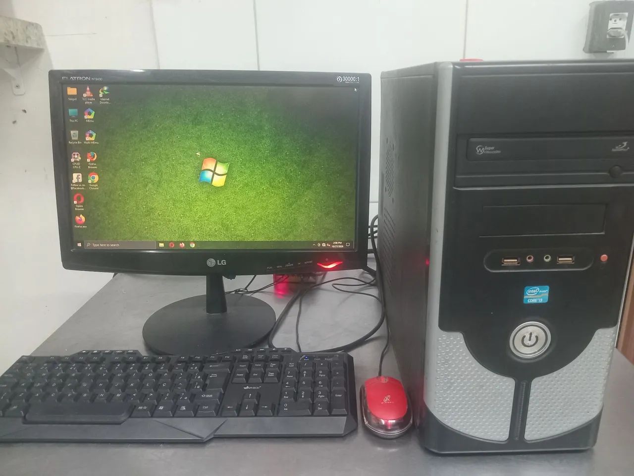 Computador com monitor 