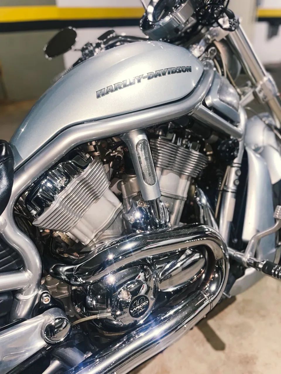 V-ROD HARLEY DAVIDSON 