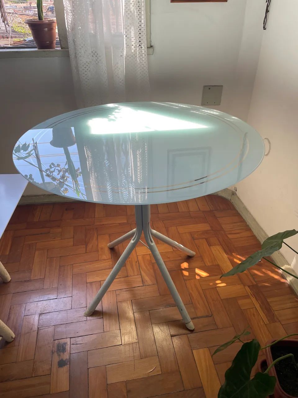 Mesa de jantar de vidro 