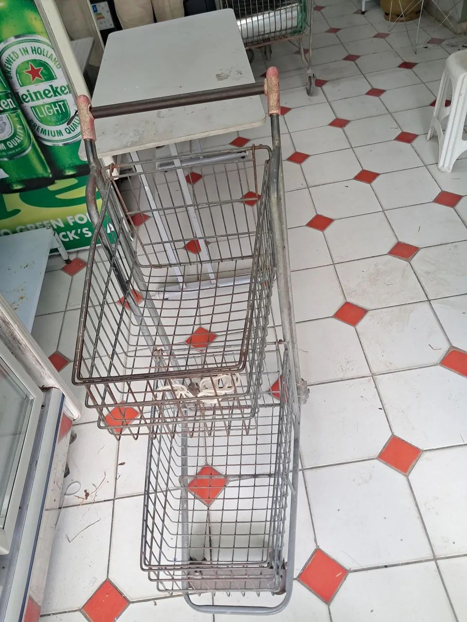 Carrinho de compras usado pra vender logo - Foto 2
