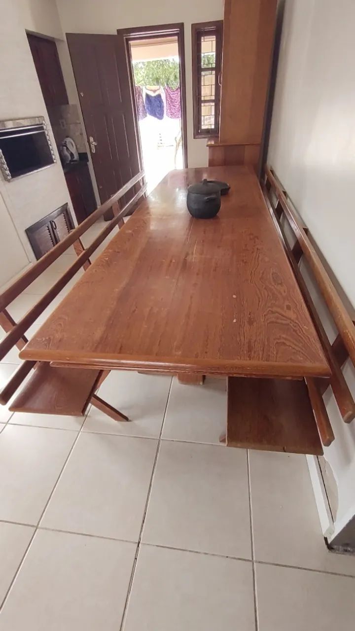 Conjunto Mesa Rústica em Madeira Maciça Angelim - com 4 Bancos - Foto 2