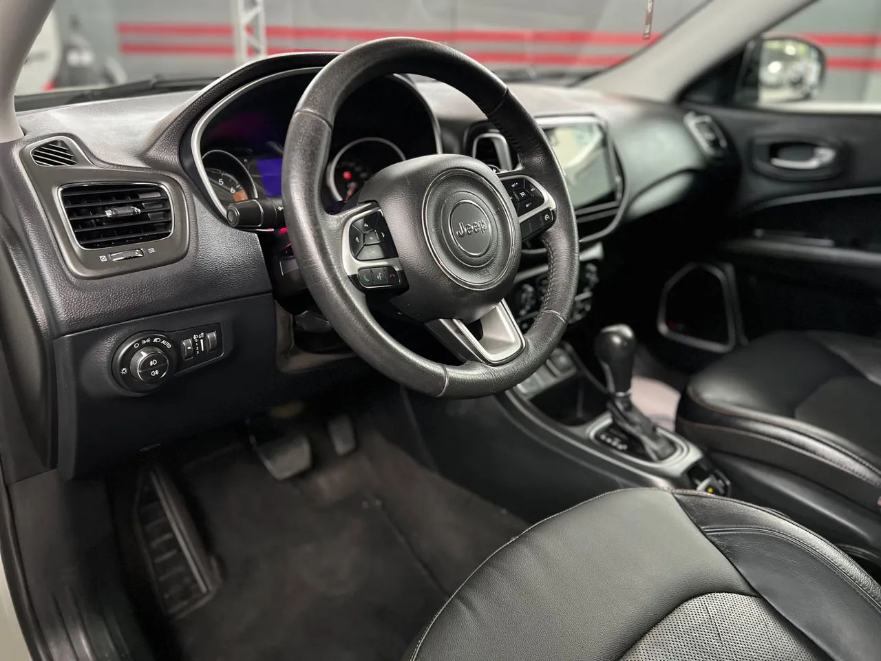 Jeep Compass Longitude 2.0 4X2 Flex 16V Aut. 2018 - Foto 4