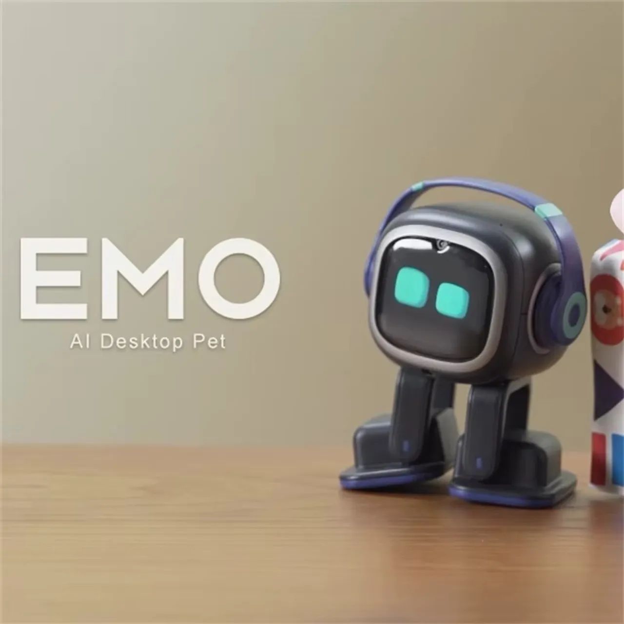 EMO Robot, da Livingu - Foto 5