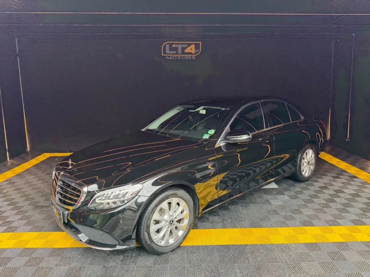 Mercedes-Benz C-180 CGI Exc. 1.6/1.6 Flex TB 16V Aut. 2019