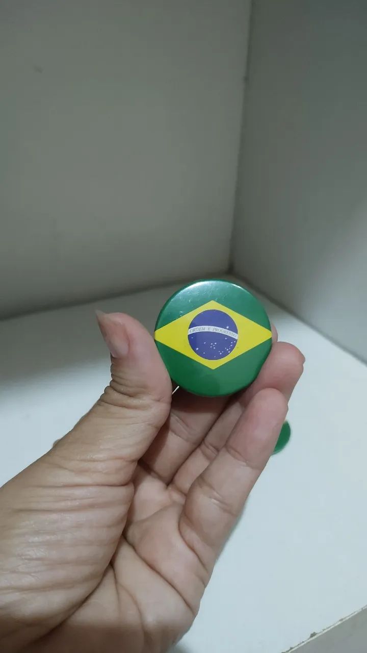 Bottons bandeira do Brasil  - Foto 2