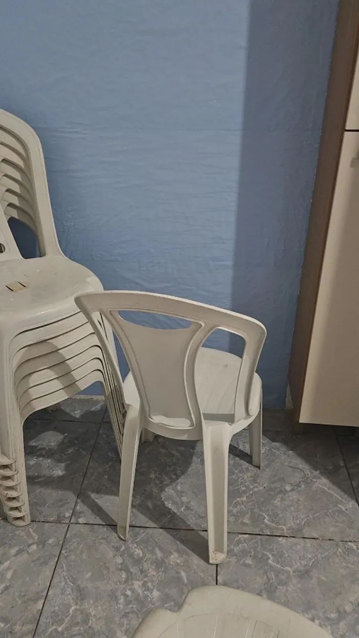 Cadeiras de plástico no preço - Foto 3