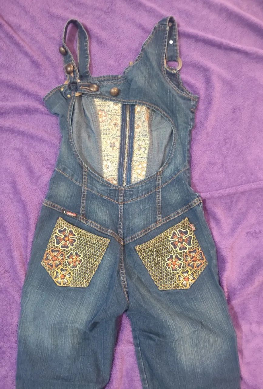 Macacão Jeans Longo Feminino Tam P - Foto 3