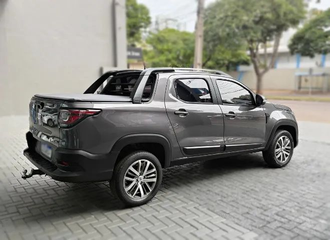 Fiat Strada Volcano 1.3 Flex 8V CD Aut. 2023 - Foto 5
