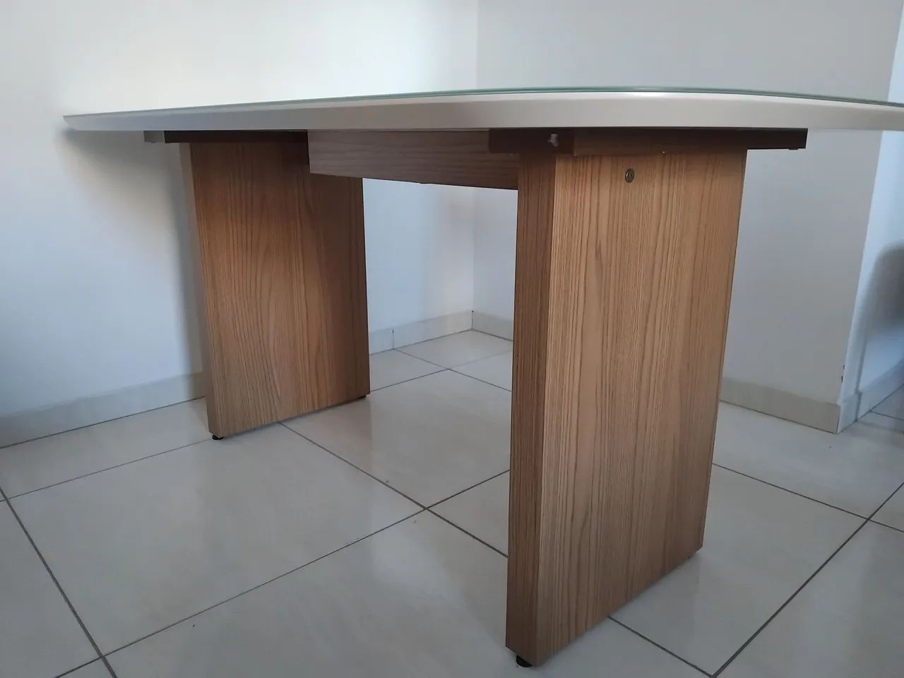 Mesa de jantar laqueada65573821714689121