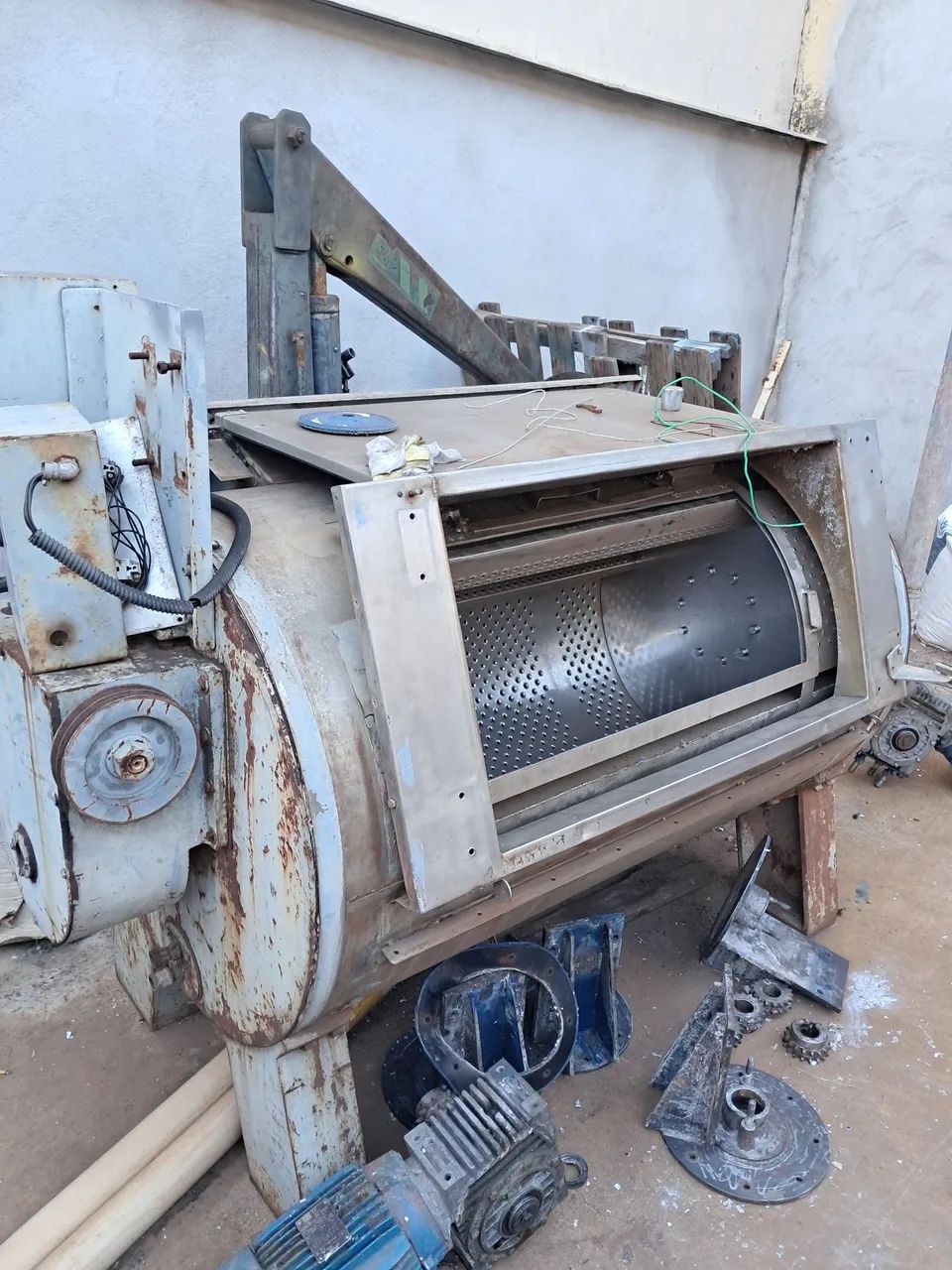 Máquina de lavar roupas industrial - Foto 5