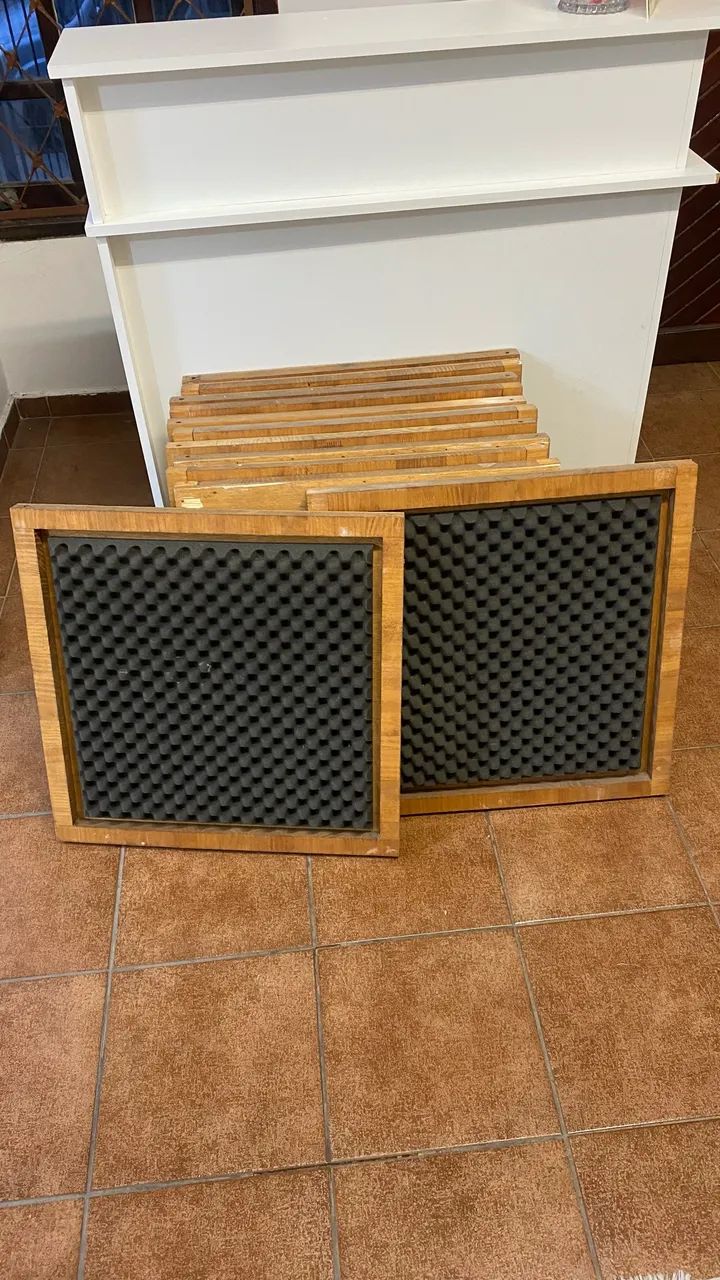 12 Placas acústicas 0,60 x 0,60